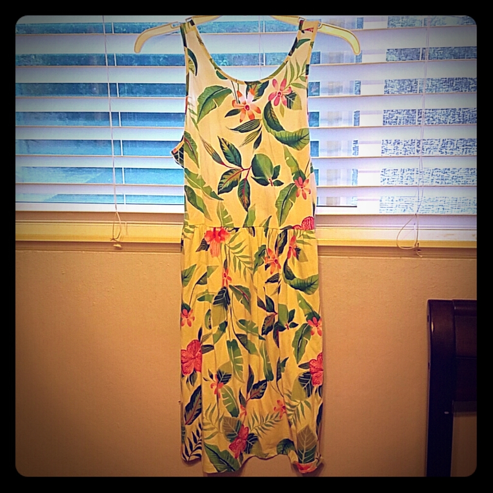 Girls Hawaiian print sundress